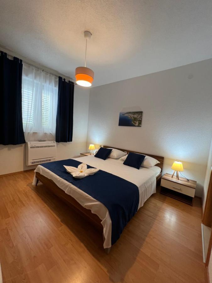 Villa Marina Bol Esterno foto